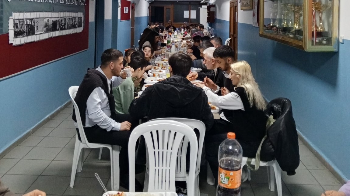 Geleneksel ramazan iftarımızı gerçekleştirdik